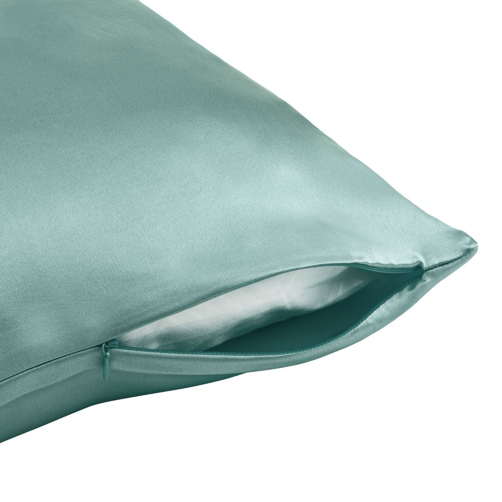 Silk pillowcase zipper