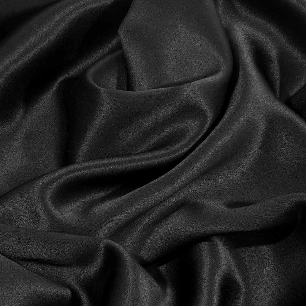 Black Silk Pillowcase close up - Calidad Home